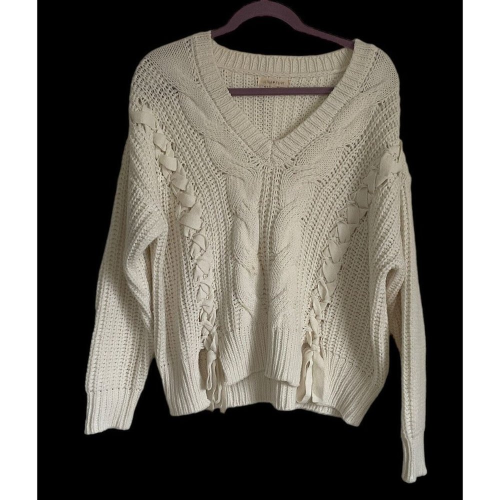Ultra Flirt XL Womanβs Ivory V-Neck Cable Acrylicβ Sweater Style RS617401